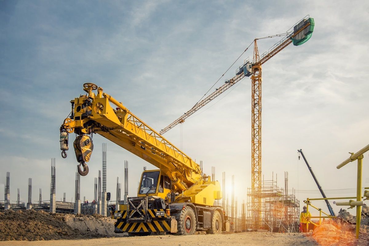 Crane – Chesapeake, VA – Absolute Tree Surgeons