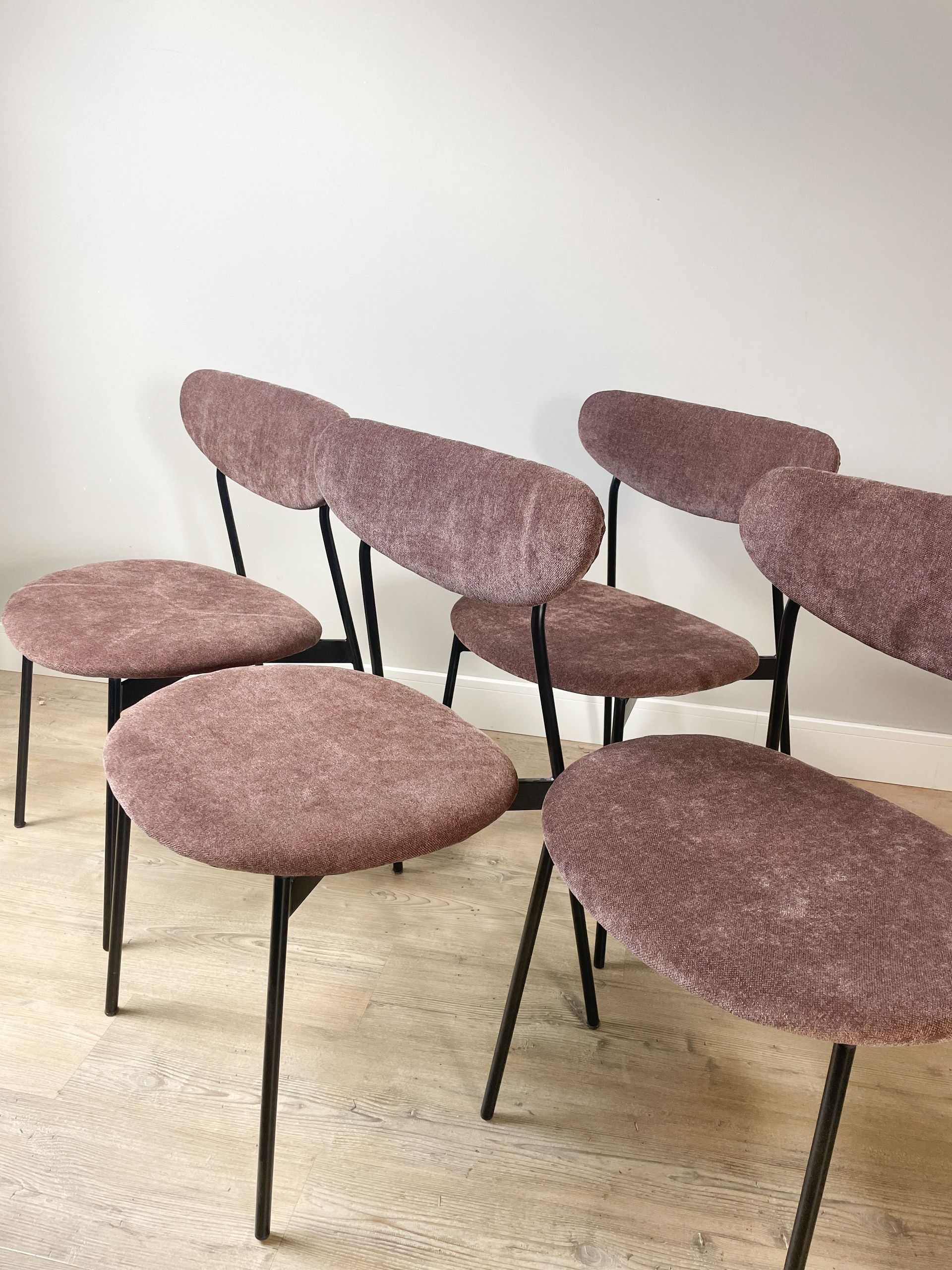 Stapelbare stoelen | set 4 pc | bruin chenille