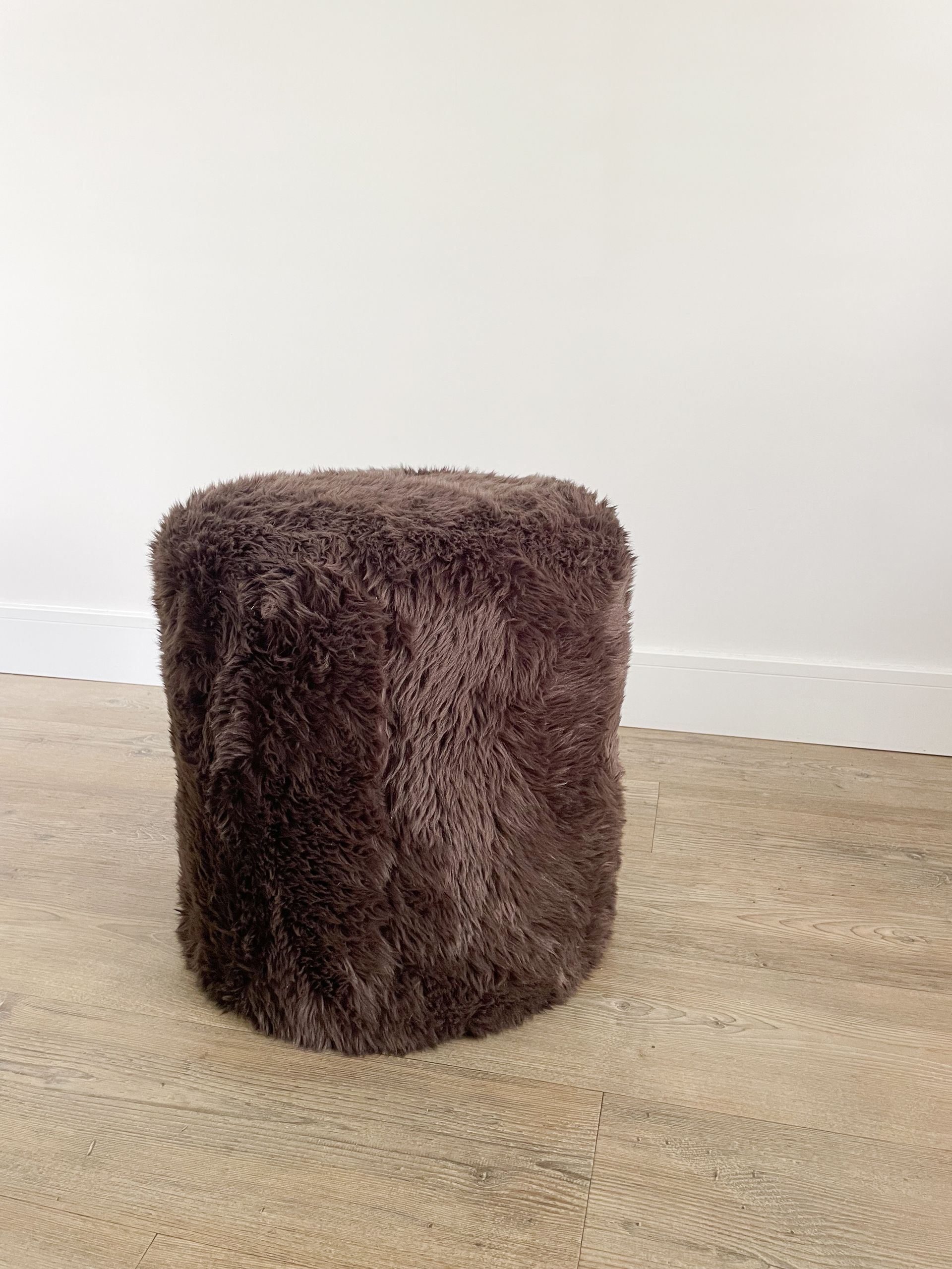 Poef | herstoffeerd | faux fur
