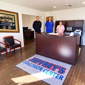 jeffreys_collision_center_office