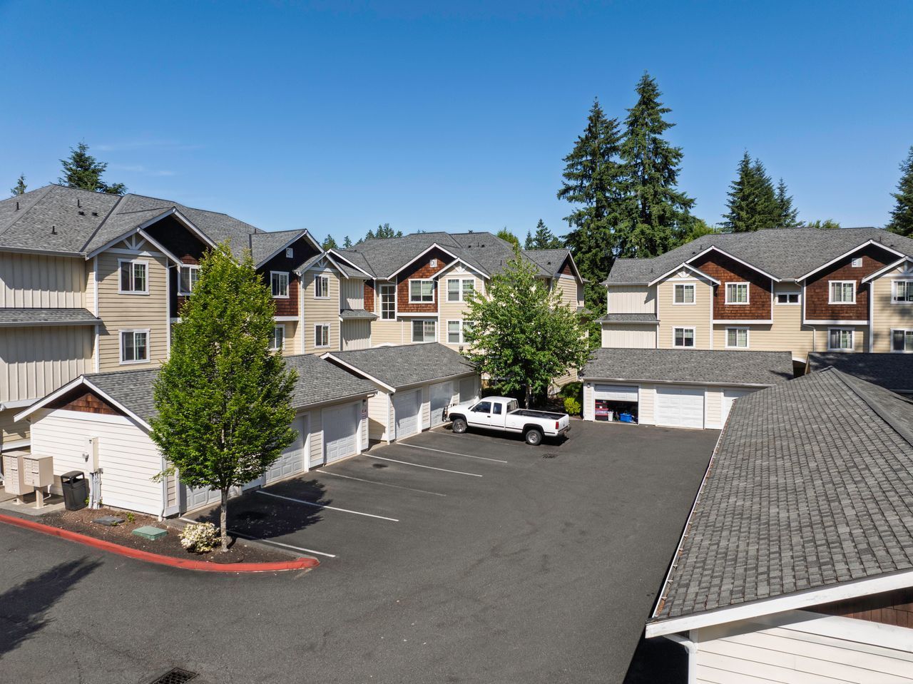 Photo of the parking lot of an apartment community