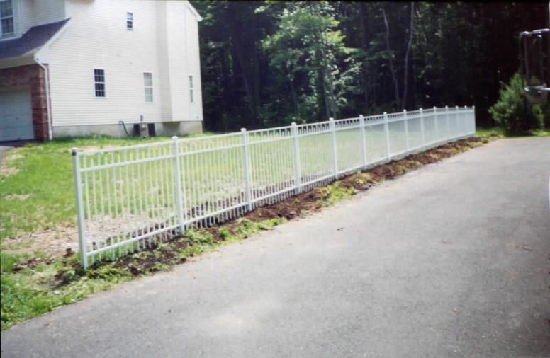 White aluminum fence – Branchburg, NJ - Eagle Fence Supply Inc