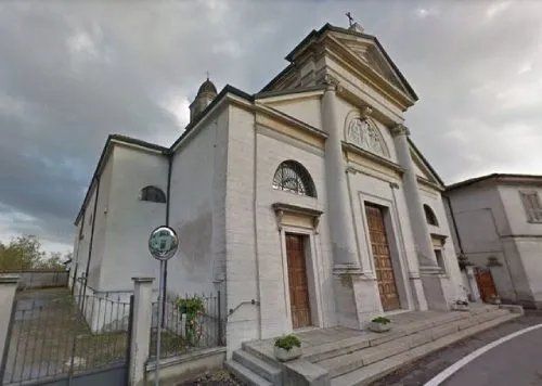 Chiesa ad Azzanello - agenzia onoranze funebri Maccabelli