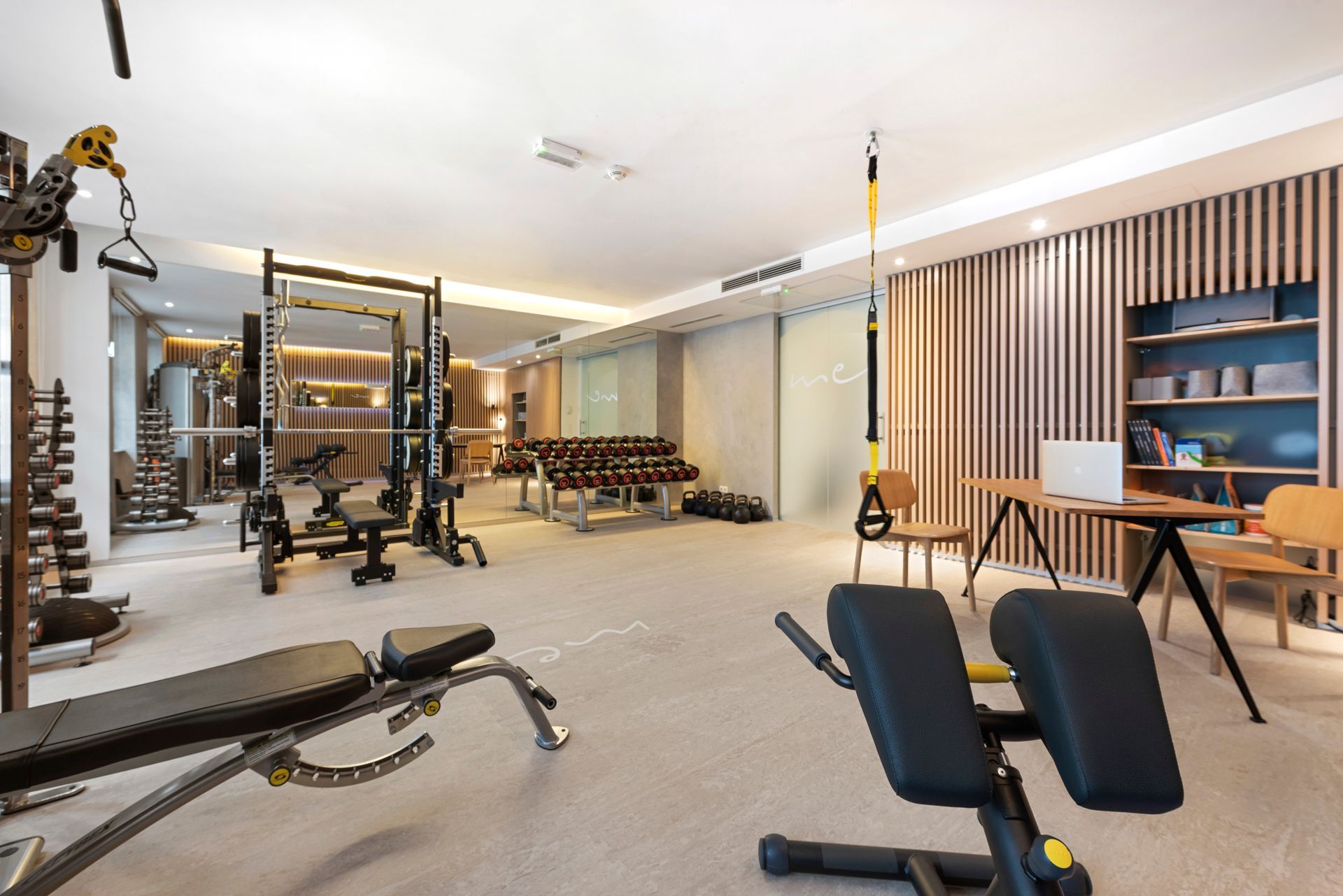 Trainingsbereich im Studio von Martin Ebner Wien 1010