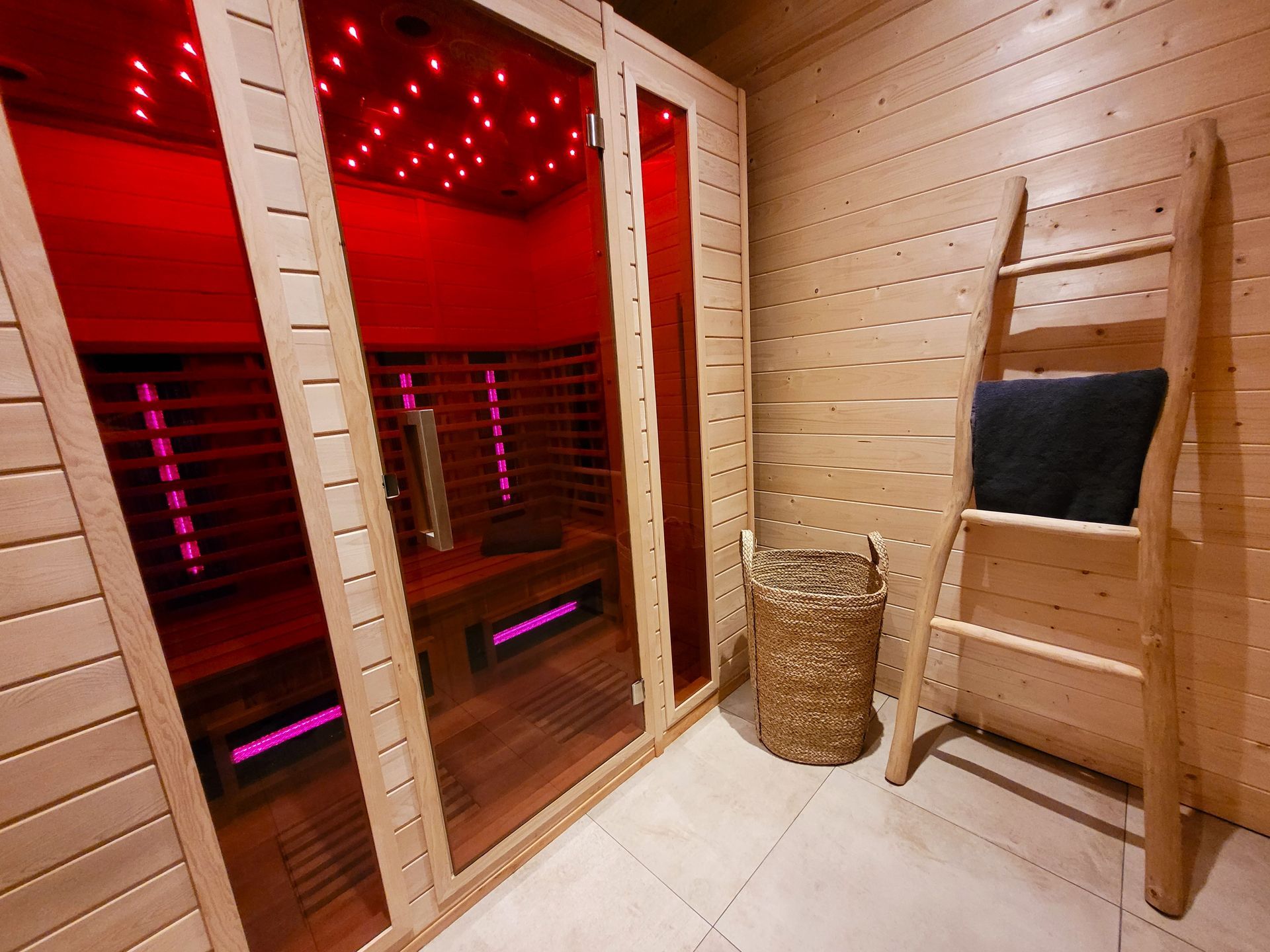 Secret Wellness | Heidezicht | Infraroodsauna | Tripleheater