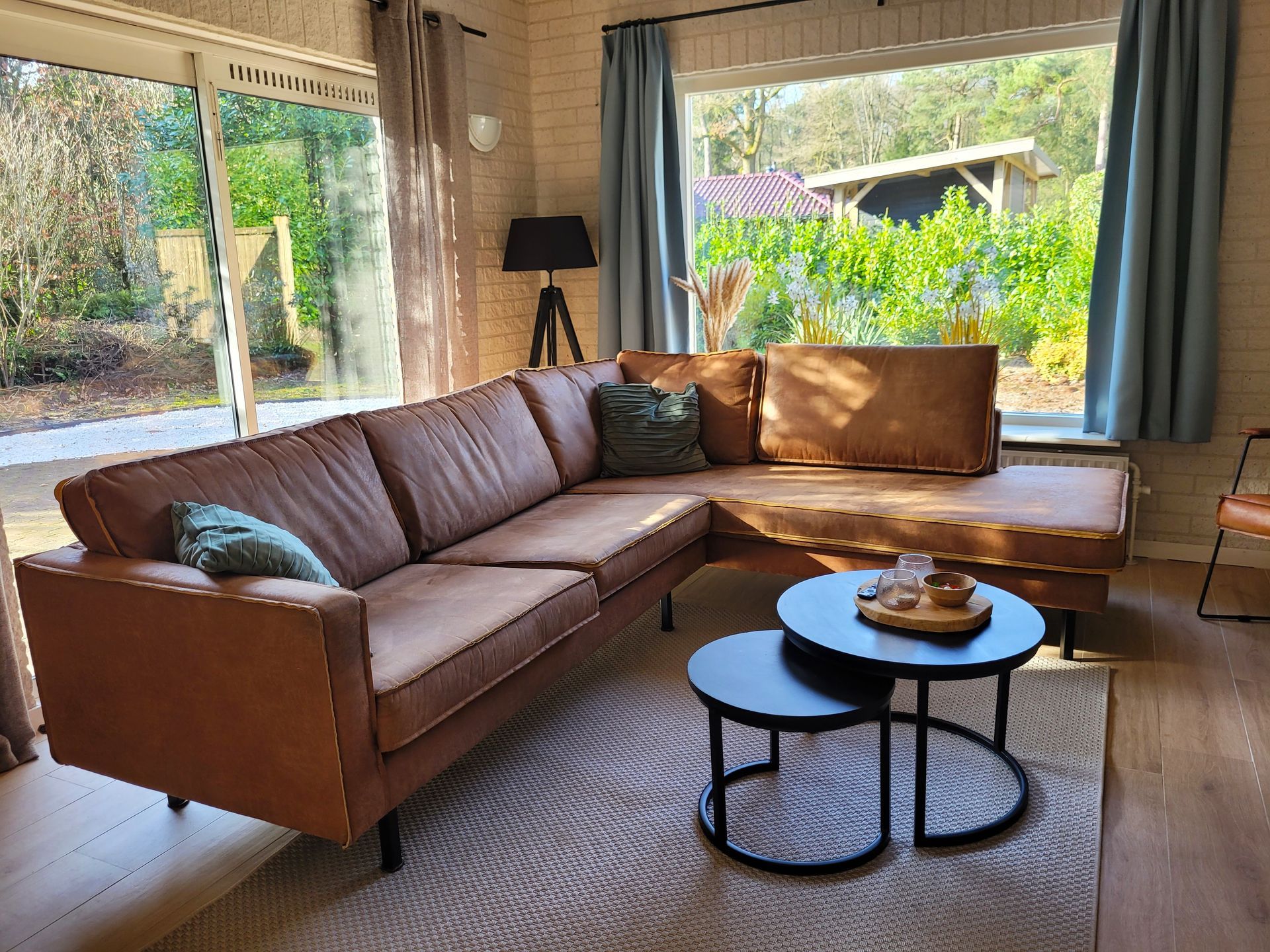 Woonkamer | Loungen | Relaxen | Sfeervol | Comfortabel | Bos