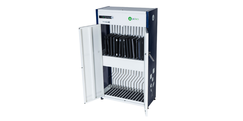 Revolution 32 Cabinet