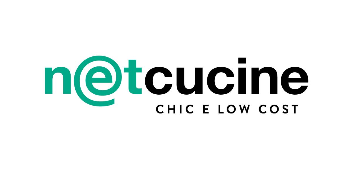 Logo Net Cucine con testo verde acqua e nero e lo slogan