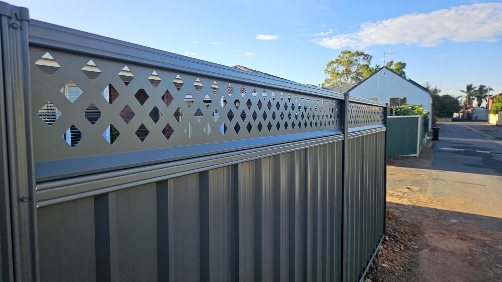 Lattice Colorbond Extensions
