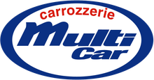 Logo Carrozzerie Multi Car in rosso e blu all'interno di un bordo ovale blu.