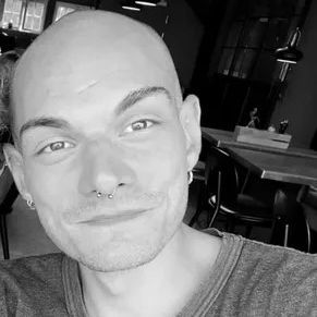 Till Schneider, Praxis Dr. med. Sven Lienert und Kollegen:innen