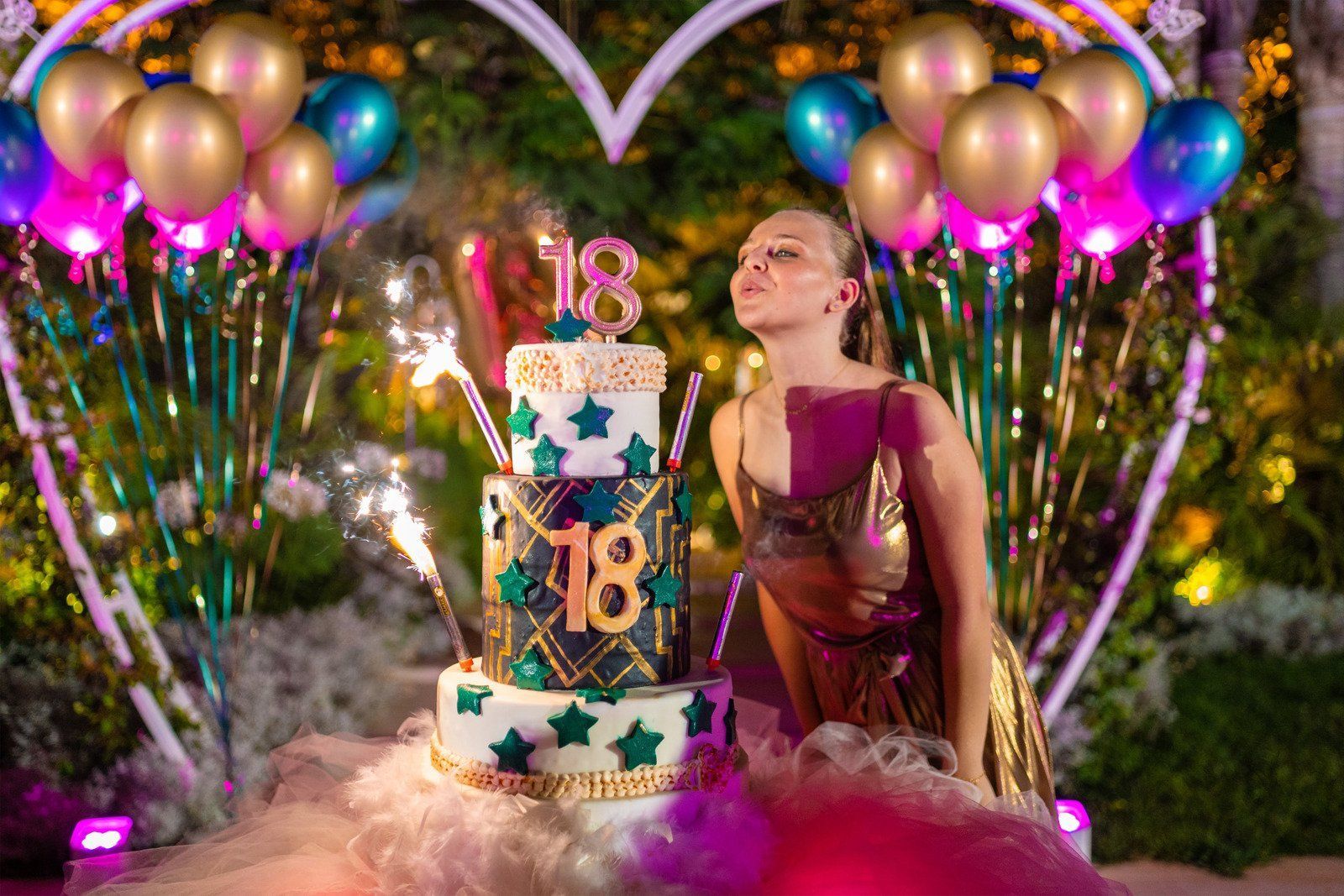 Partner with Custom Soirees for your next Woodstock event!