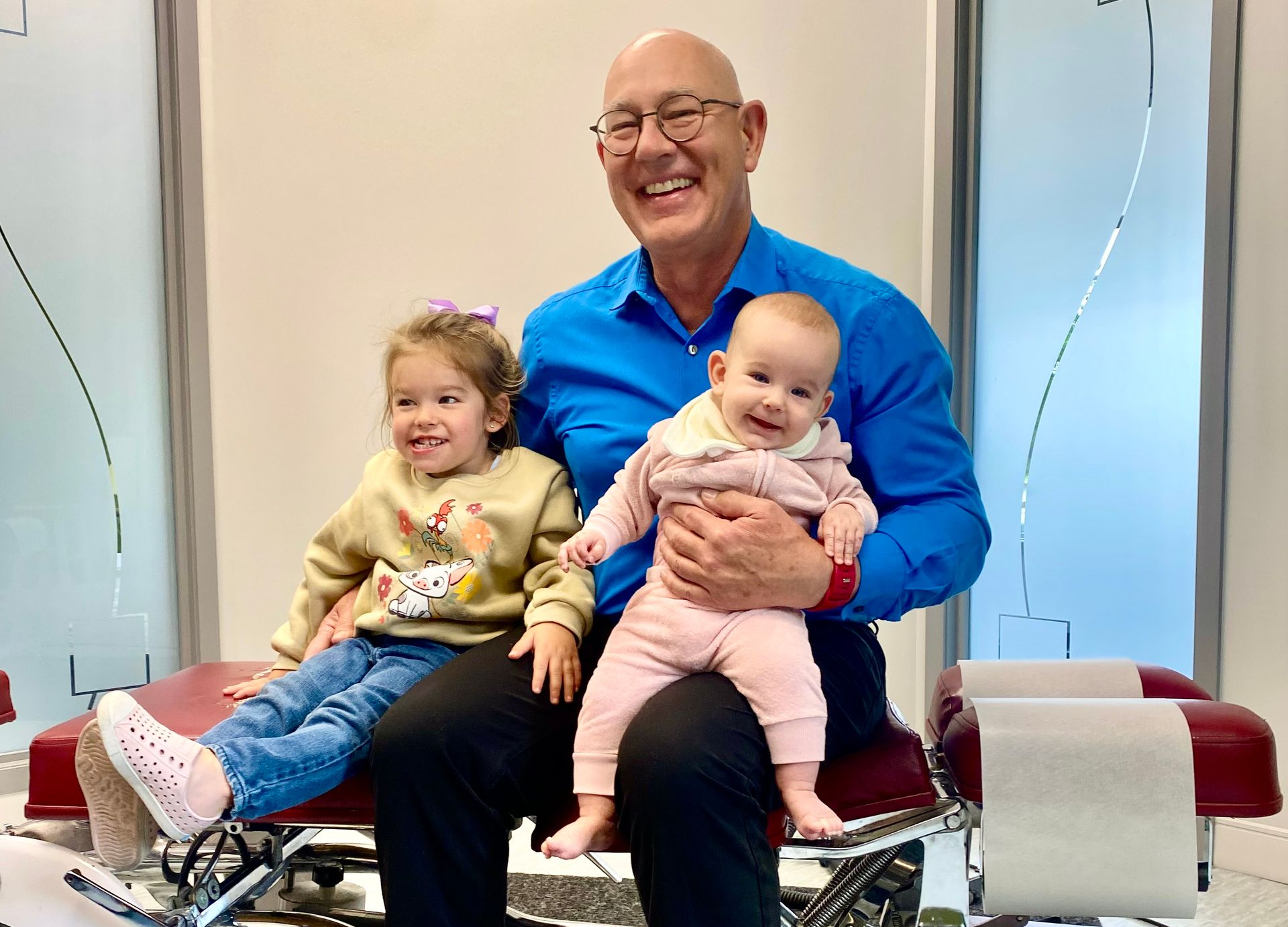 Meadowood Family Chiropractic, Dr. Derrick Frederick, Winnipeg, St. Vital, Wellness, Chiropractic for Kids, Babies and Infants