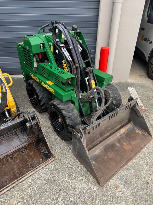 Mini loaders
