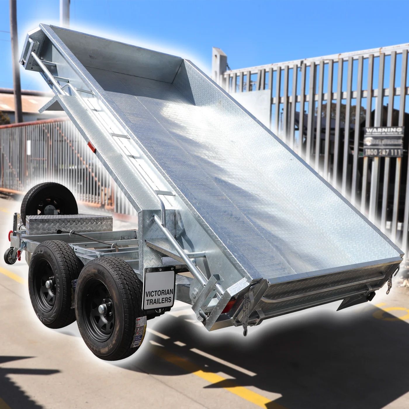 Hydraulic tipper trailer