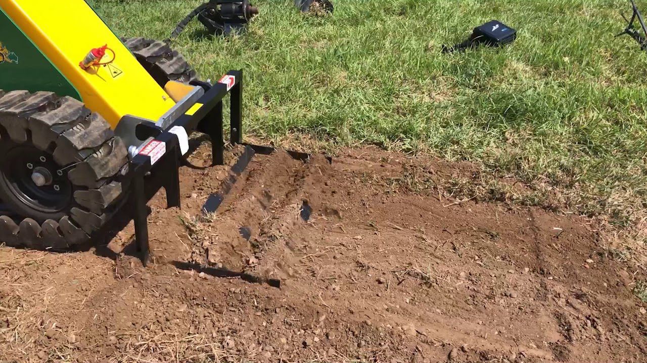 Kanga level bar attachment hire