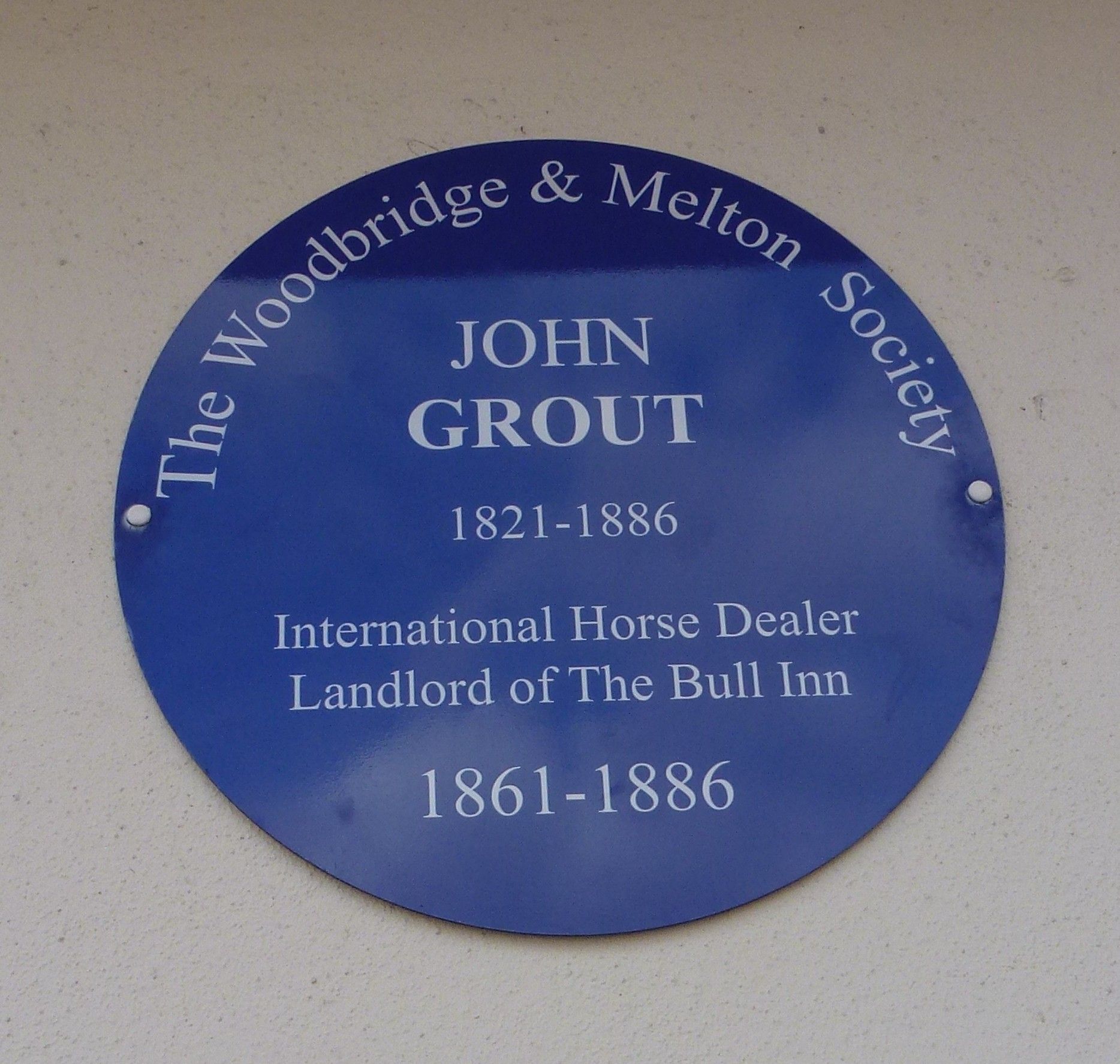 Blue Plaque for John Grout on The Bull Inn