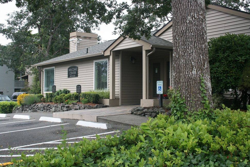 The Lexington Apartments