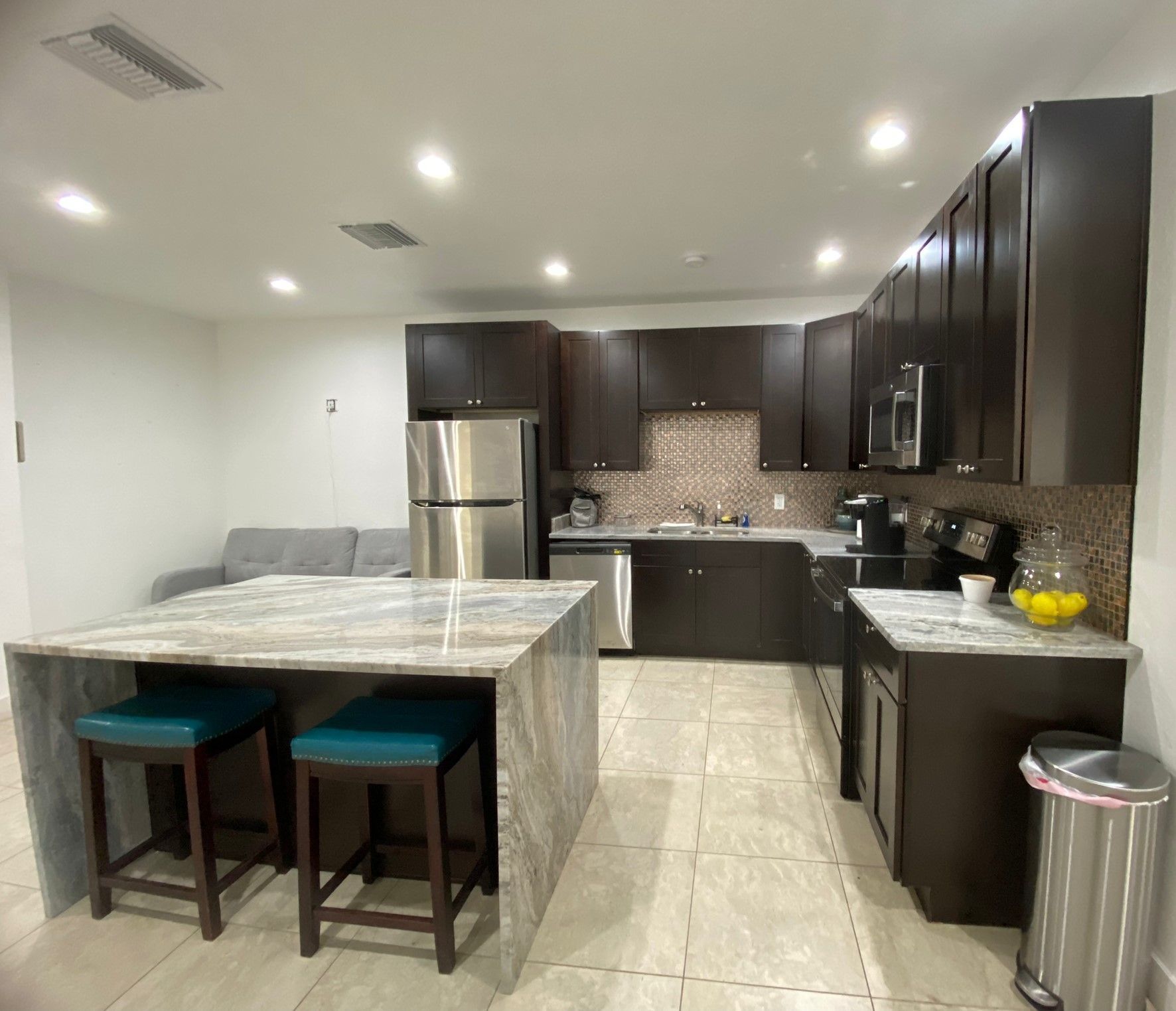 kitchen  | Tampa, FL | Shin Global Cabinets and Stone