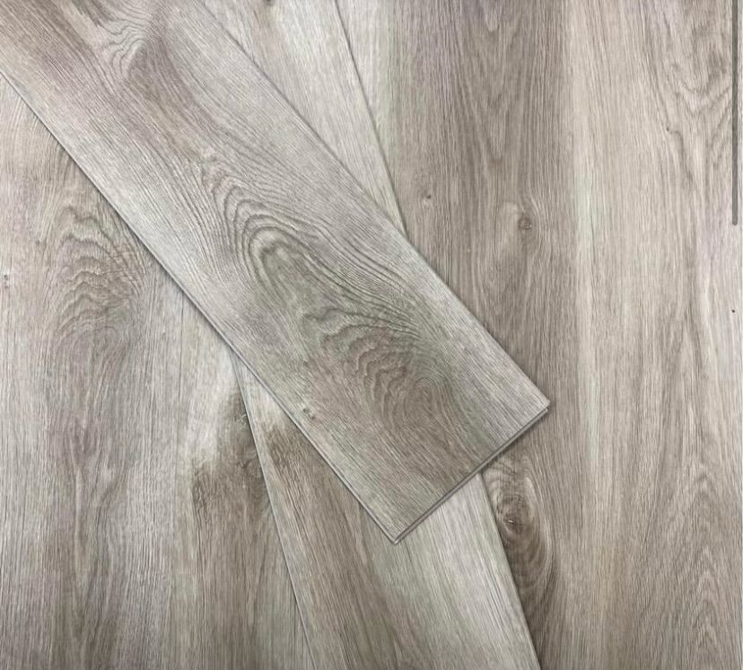 LVP | Tampa, FL | Shin Global Cabinets and Stone