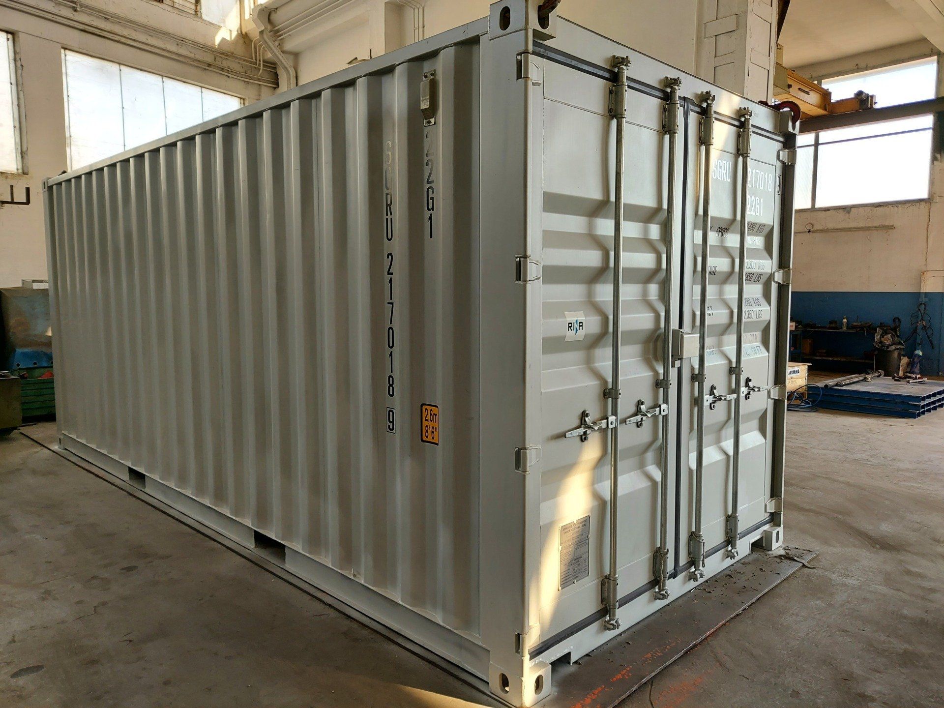 container con chiusure