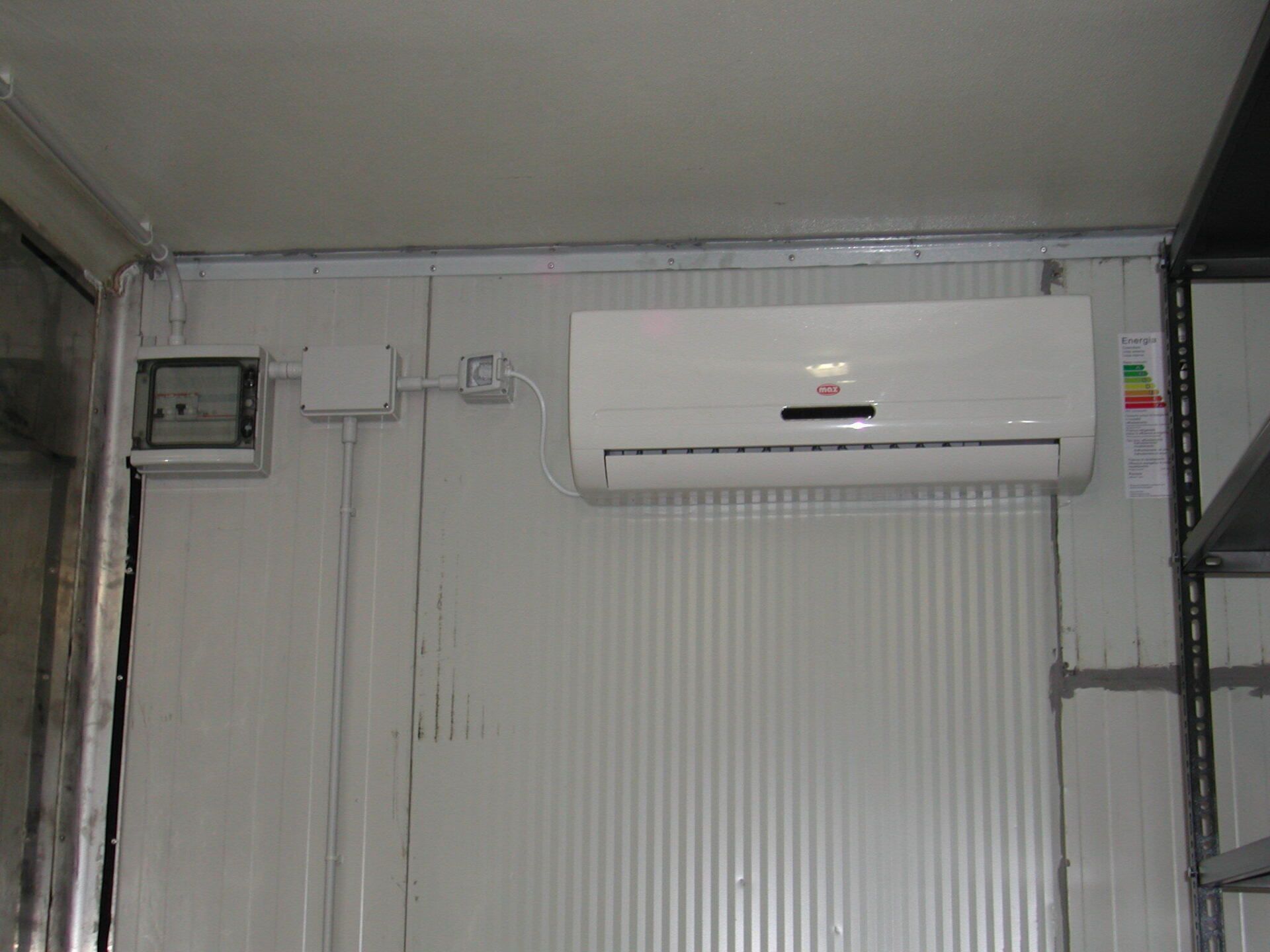 AC nel container