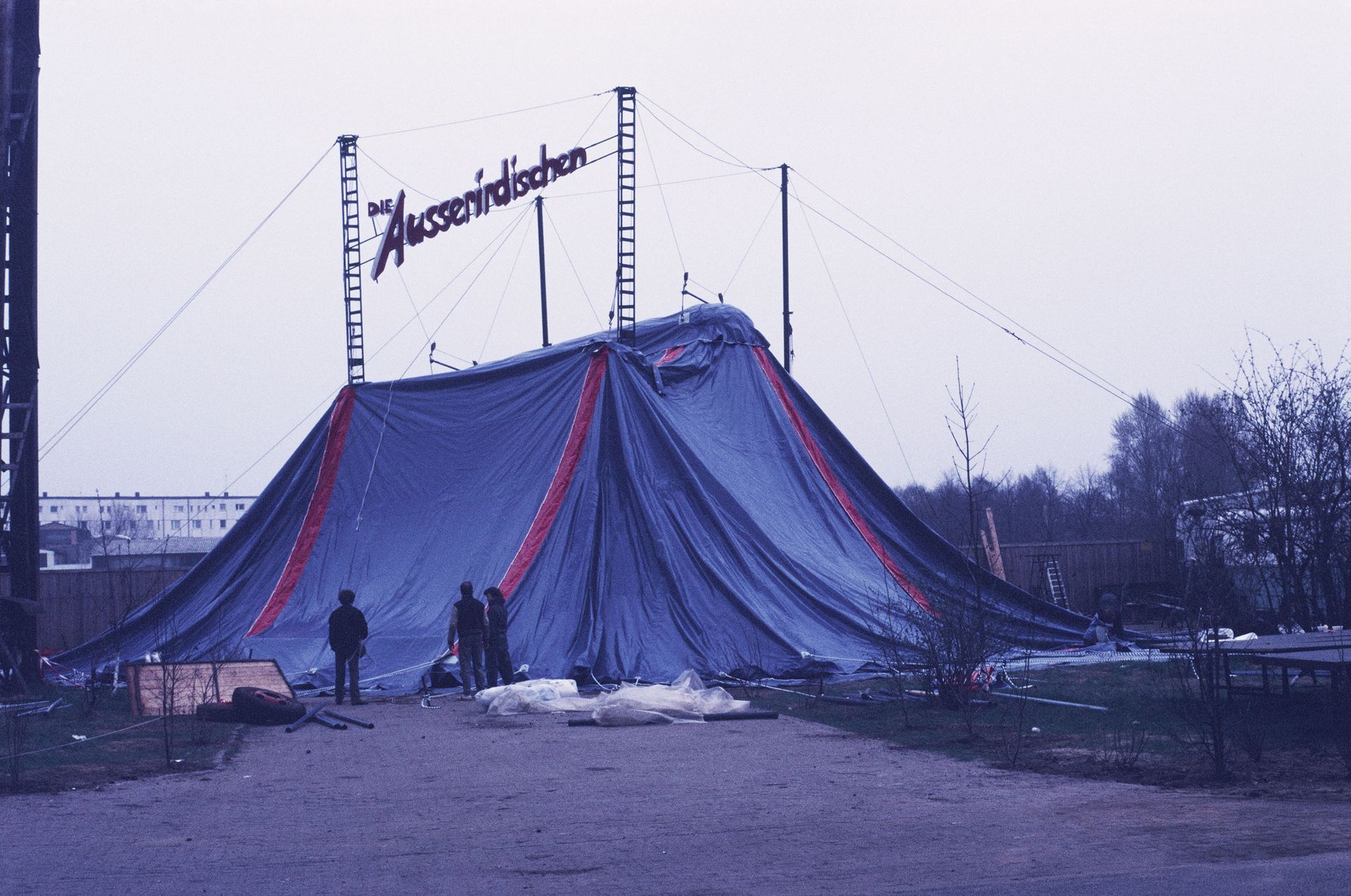 Sebastiano Toma, Kampnagel Hamburg, Fliegende Bauten Zelttheater