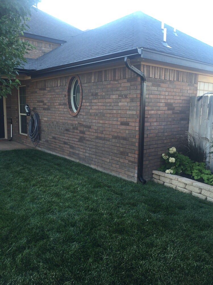 Rain gutter repair in Amarillo, TX