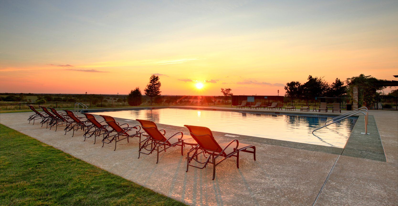 Community Pool at Sunset | Devonshire Living | Forney, TX 75126