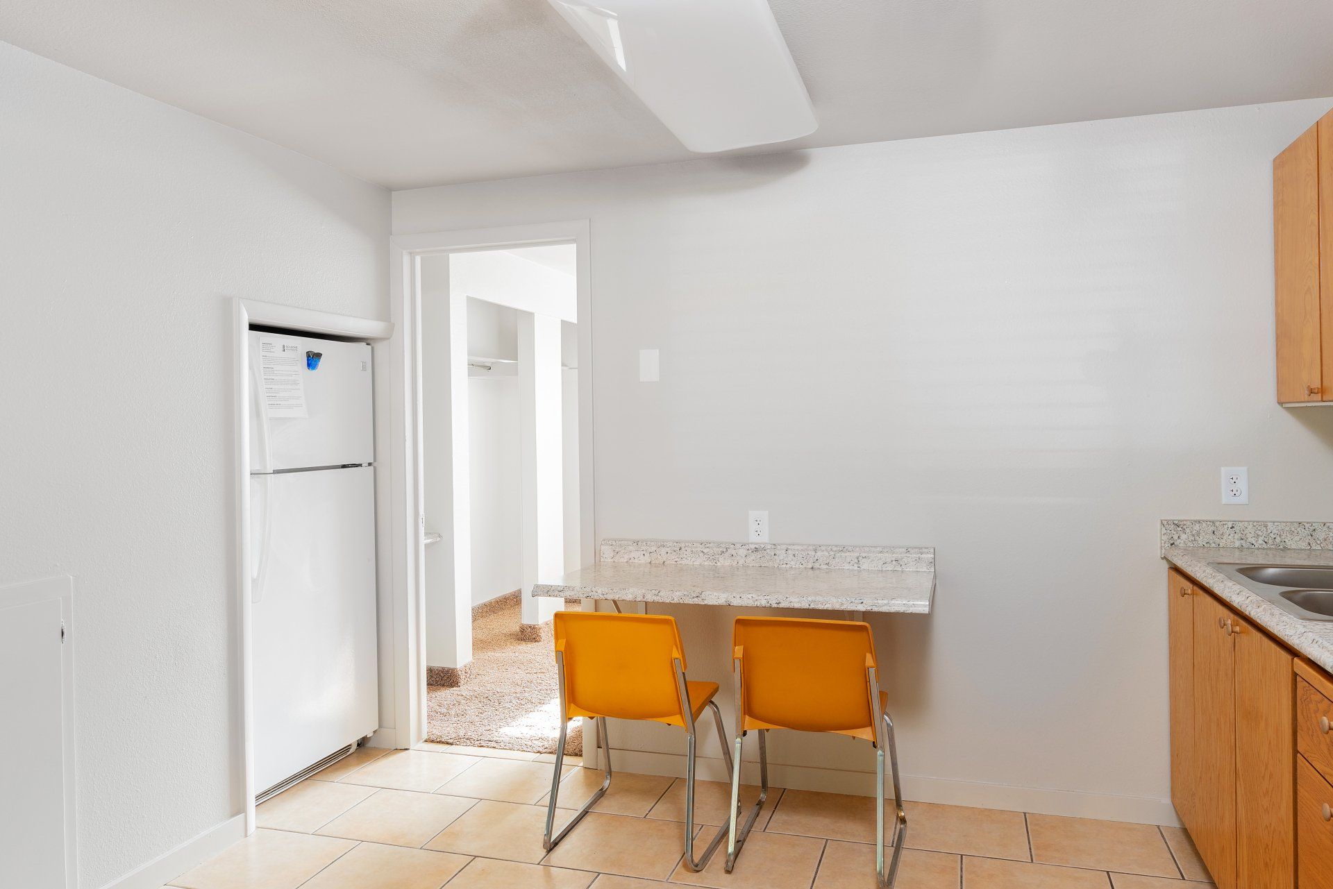 Seasons Apartments offers furnished private and shared student housing near SUU. Features large bedrooms, in-unit laundry, and a prime location just a short distance from Southern Utah University