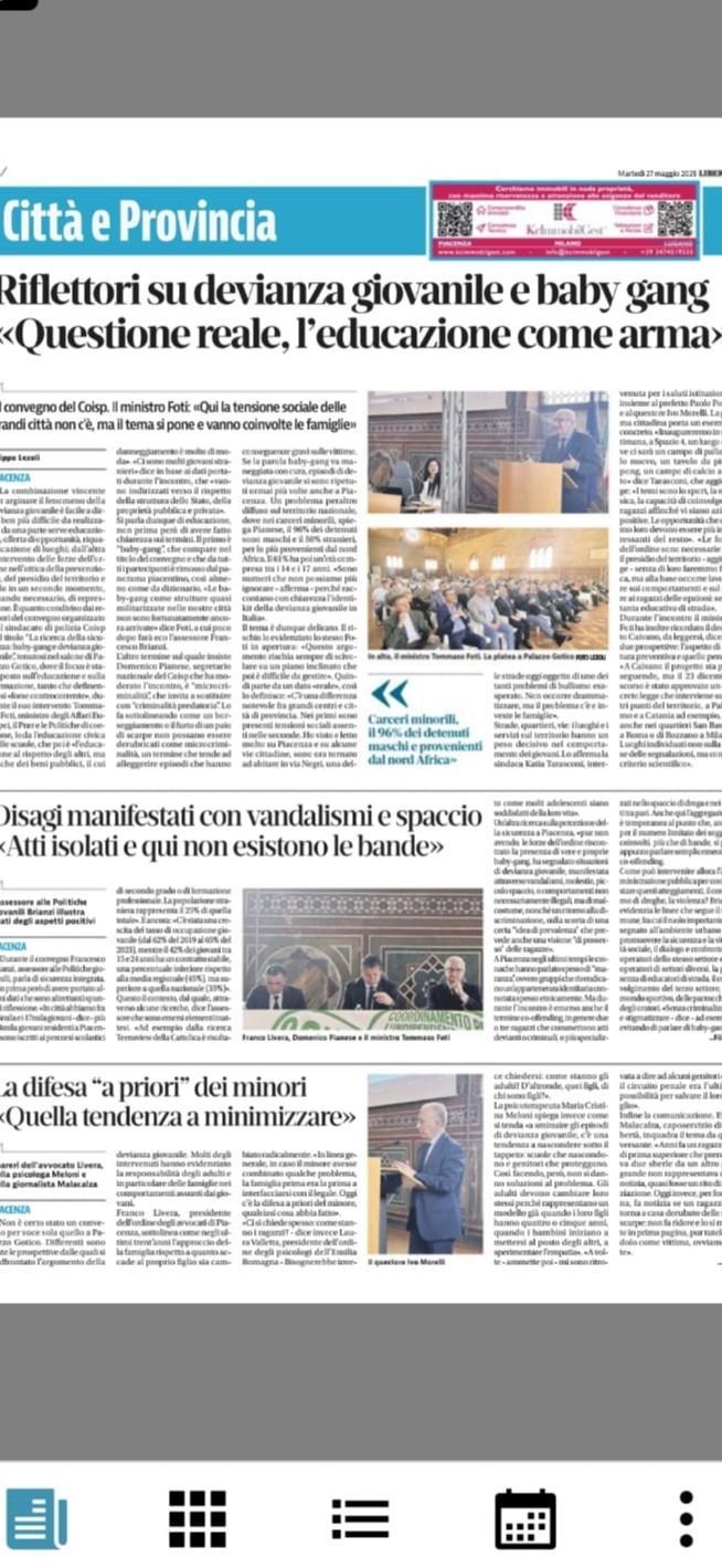Una pagina di giornale intitolata