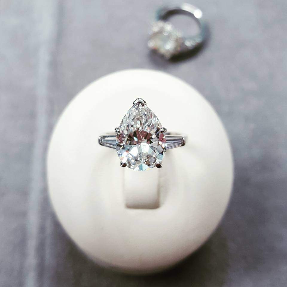 Pear Shape Diamond Ring