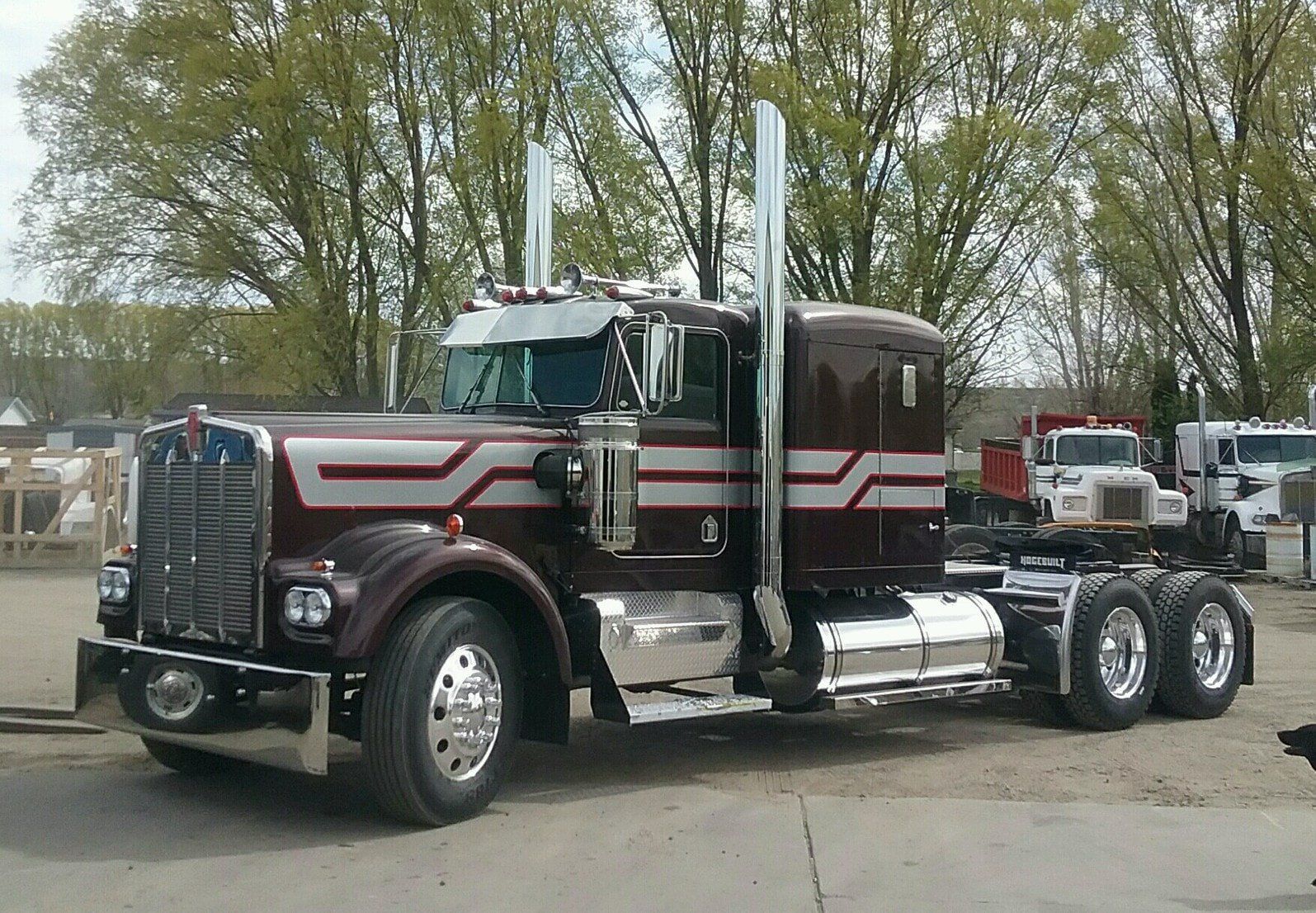 After Maroon Truck — Bloomfield, NM — J AMRS Inc