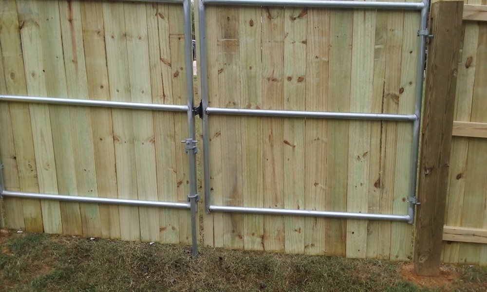Custom Vinyl Fence — Vale, NC — Catawba Valley Fence