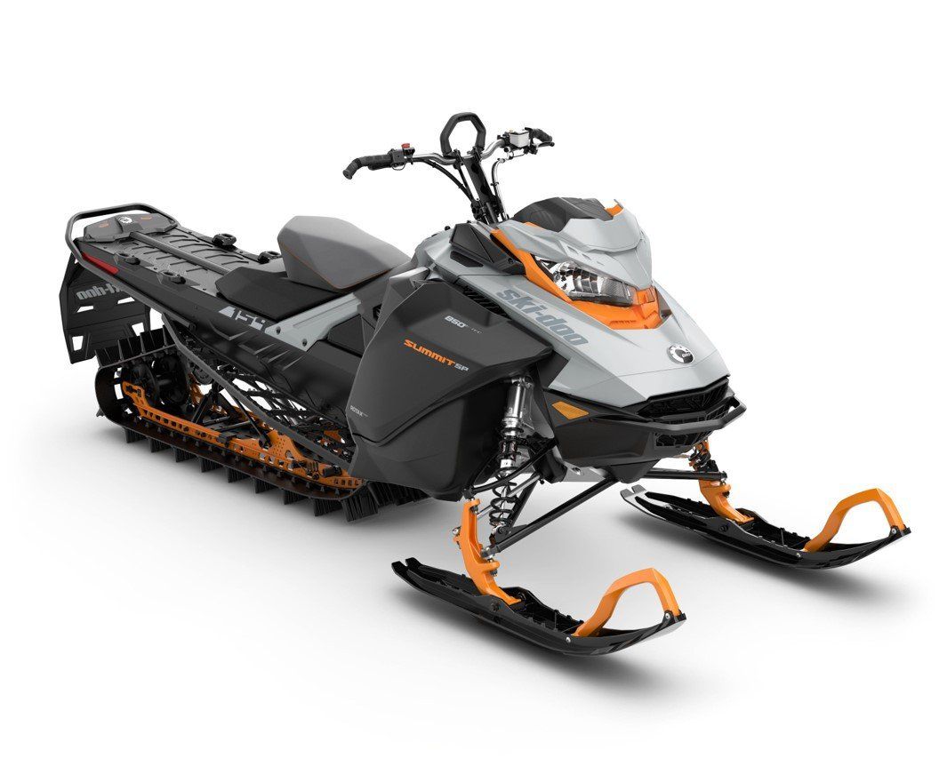 Ski-Doo Summit 850 with 154 Track