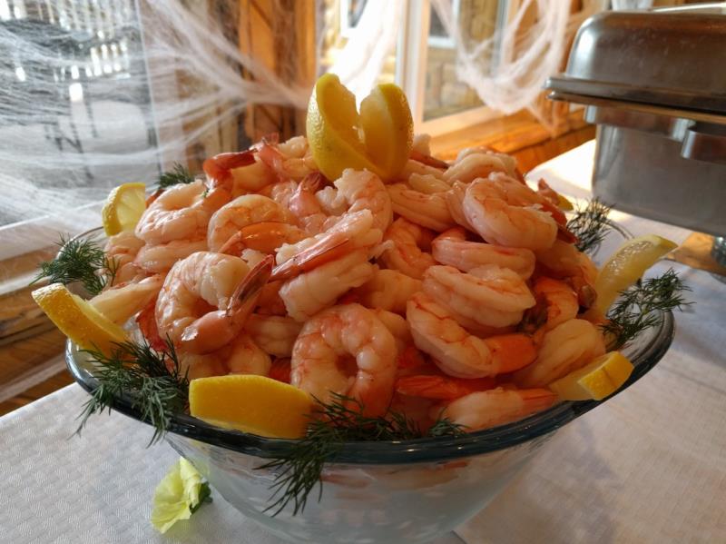 Dressed shrimps