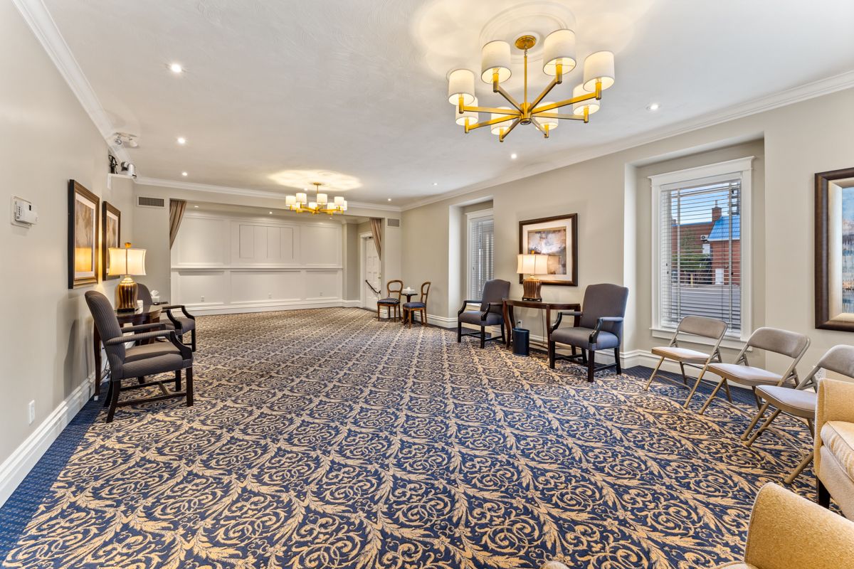 Brant Street Chapel | Smith's Funeral Homes