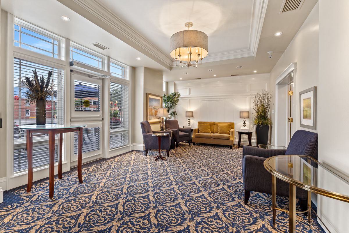 Brant Street Chapel | Smith's Funeral Homes