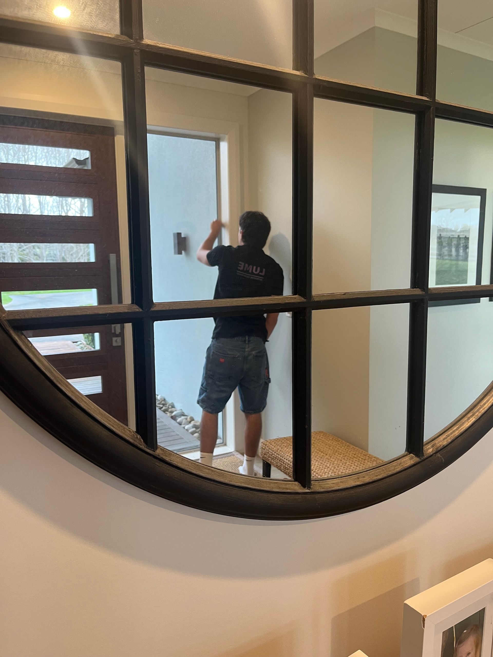 Lume interior window wash 