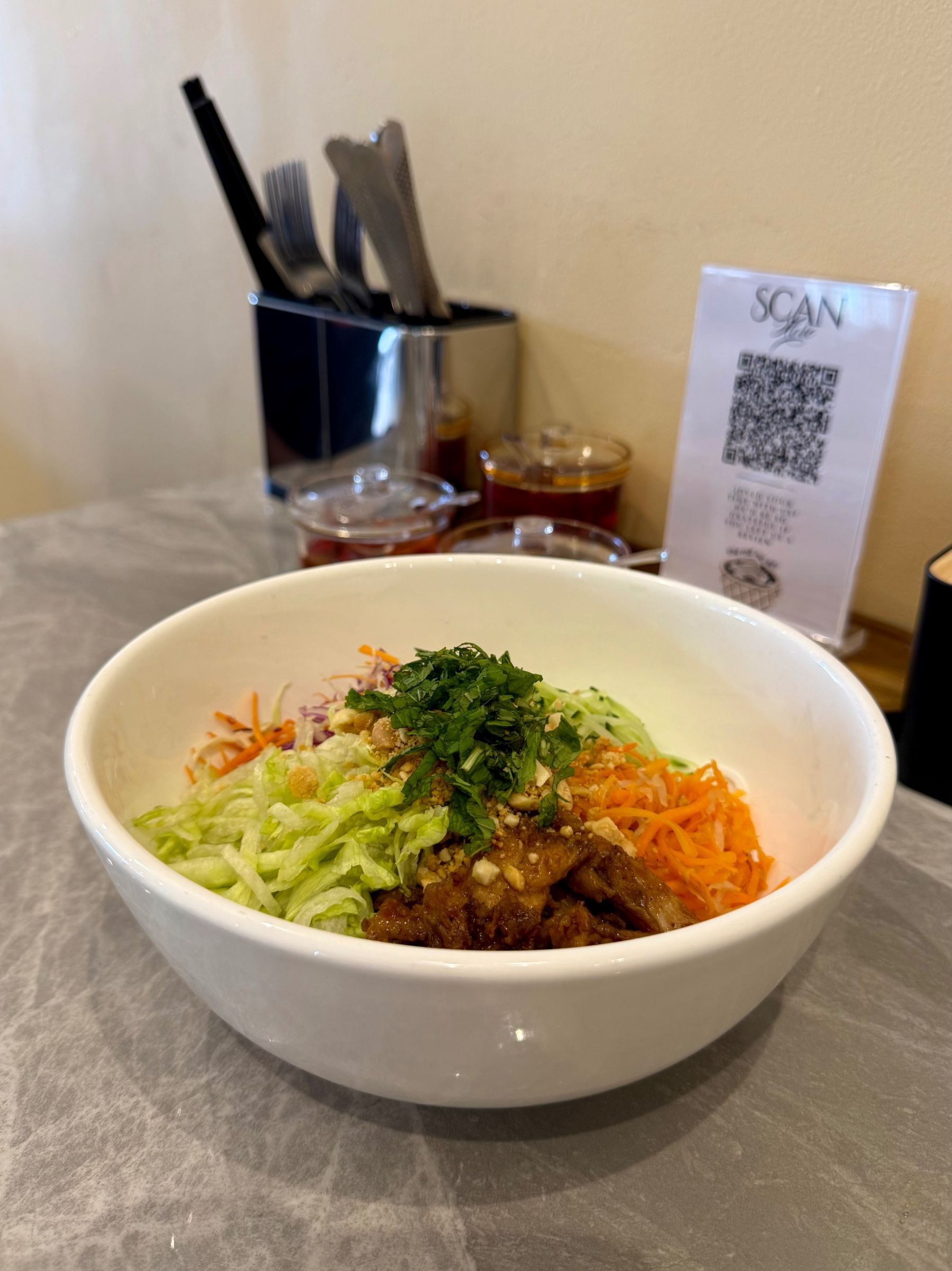 Chicken vermicelli bowl with vegetables and peanuts