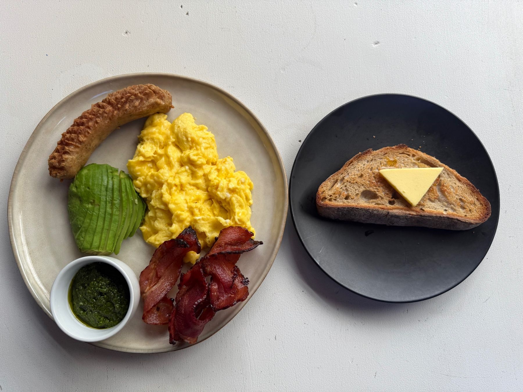 Four & Twenty Café build your own breakfast with eggs, bacon, sausage, pesto, toast and avo