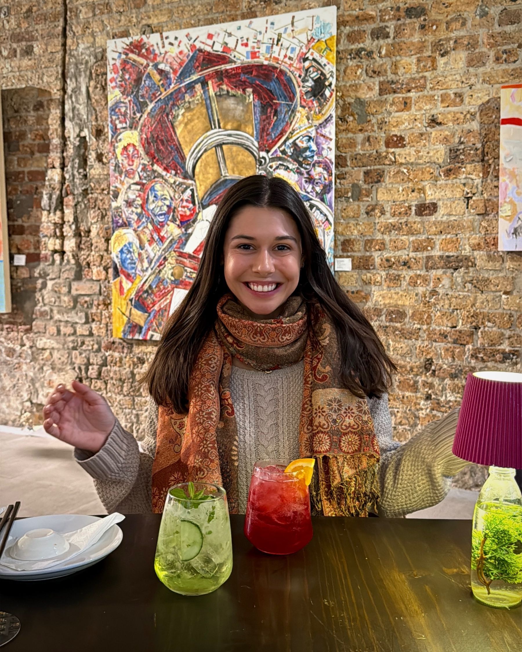 Strawberry Cream Matcha and Butterfly Pea Matcha served iced at Mischu in Sea Point.