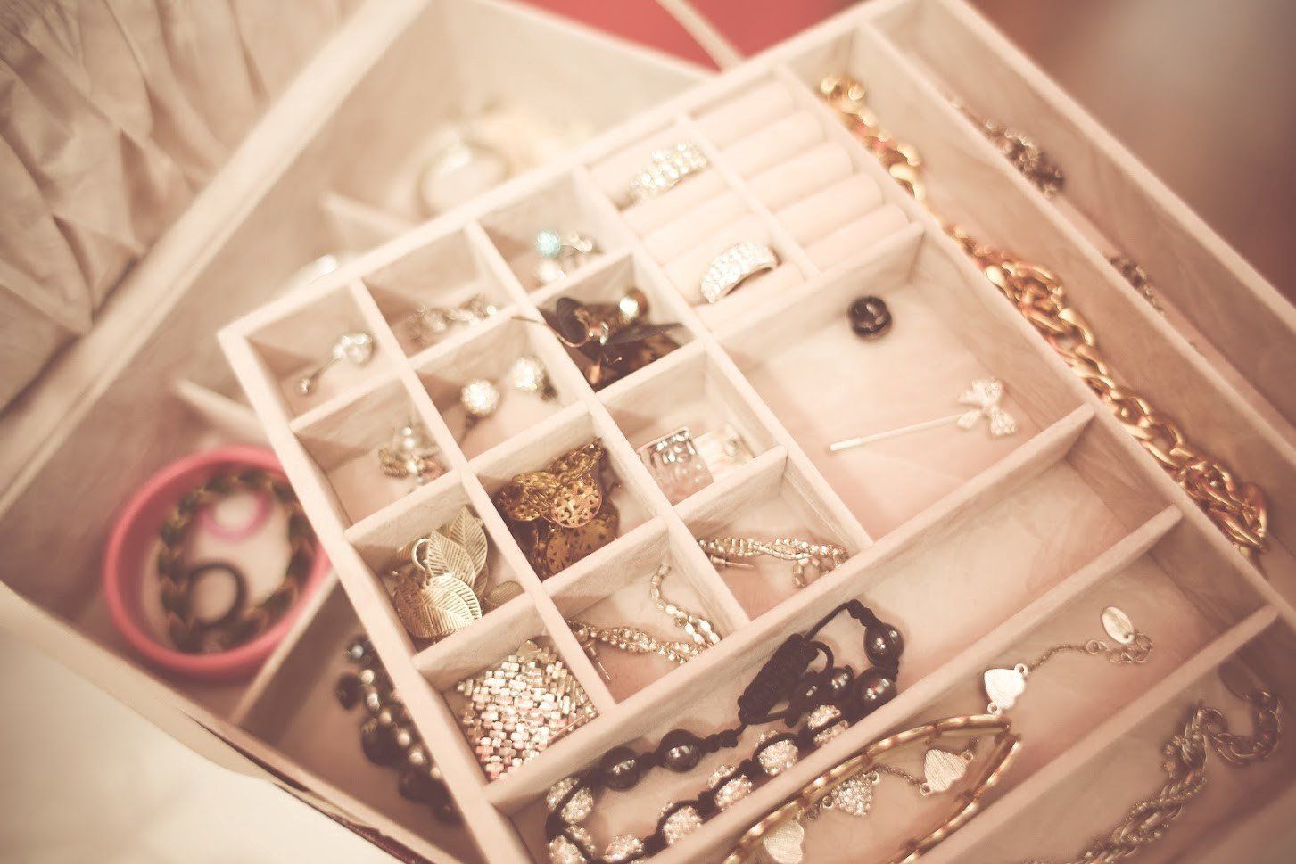 Jewelry Storage — Vienna, VA — Tysons Self Storage Jewelry Storage — Vienna, VA — Tysons Self Storage