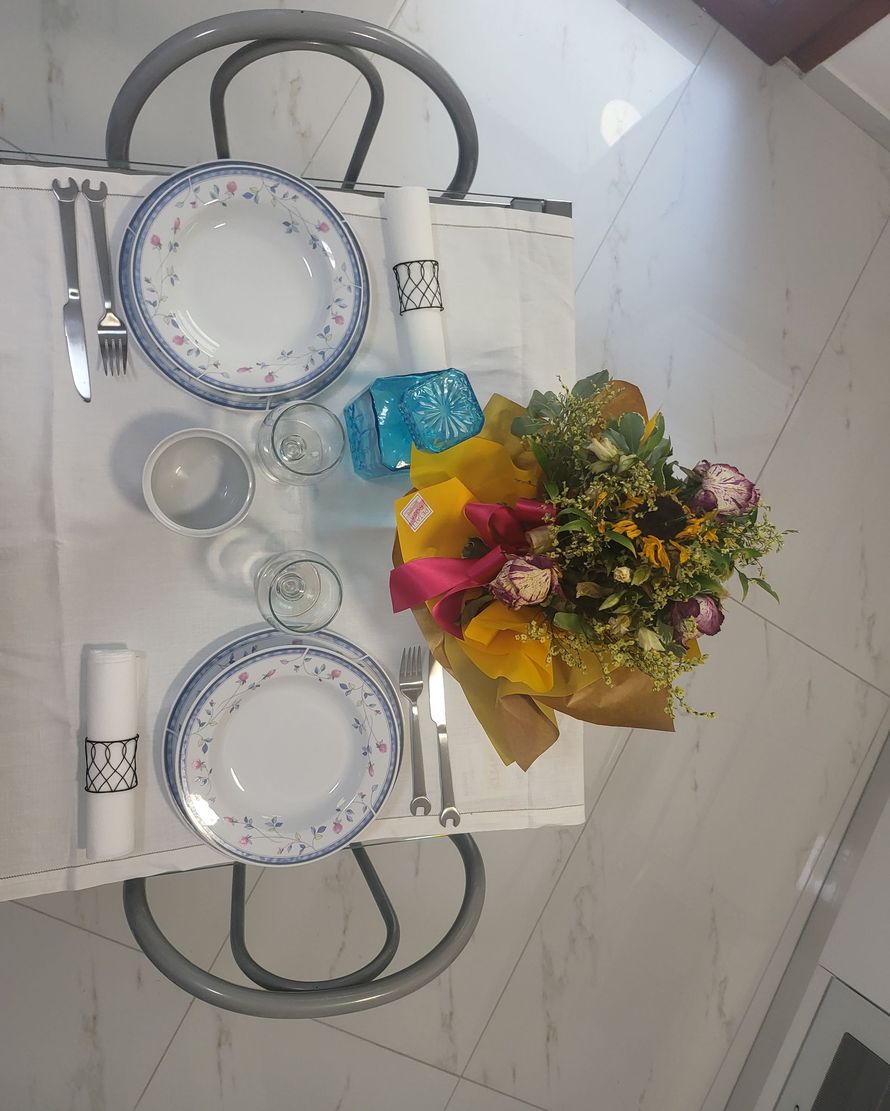 TAVOLO CENA PER DUE