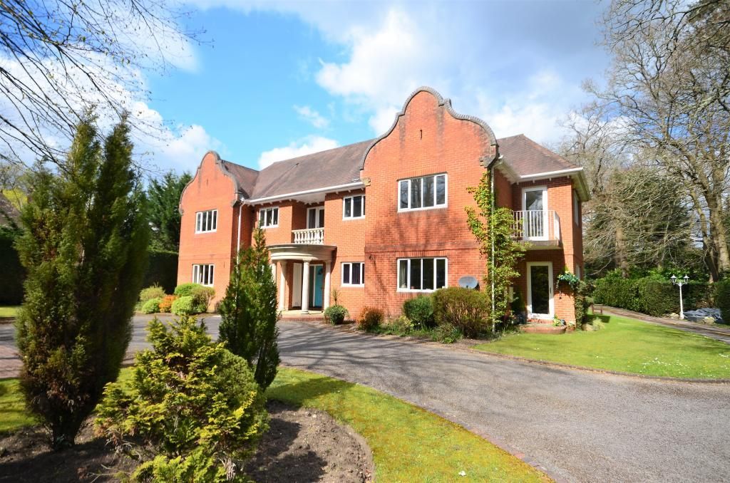Management of my Freehold Block in Farnham