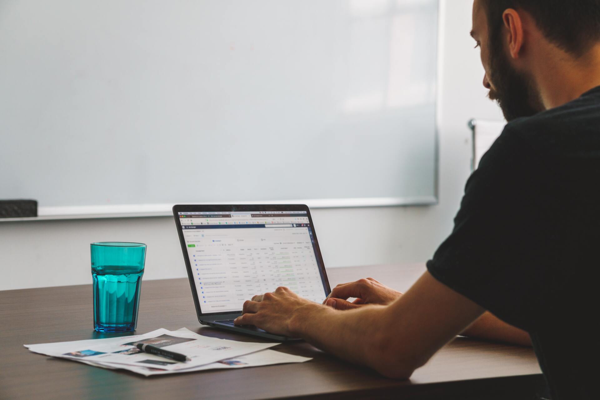Alternative to working from home in Farnham, Surrey