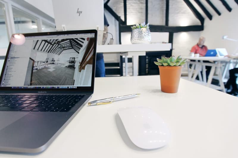 Coworking desks in Farnham