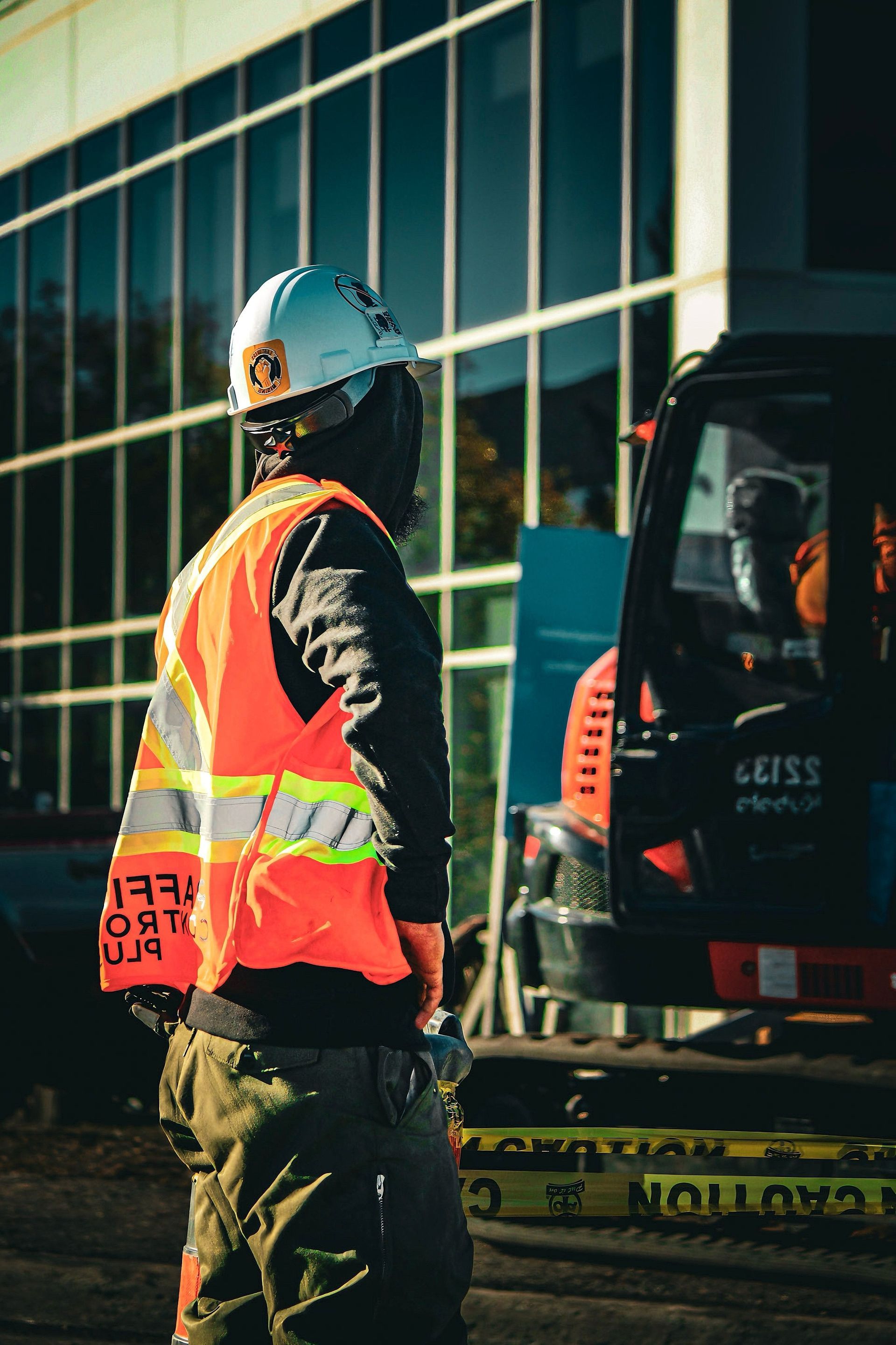Vinyl Printing 4 Less logistics signs, job site signs, logistics banners, logistics apparel logos, contractor logos, logistics vehicle wraps, contractor fleet graphics, and logistics vinyl printing