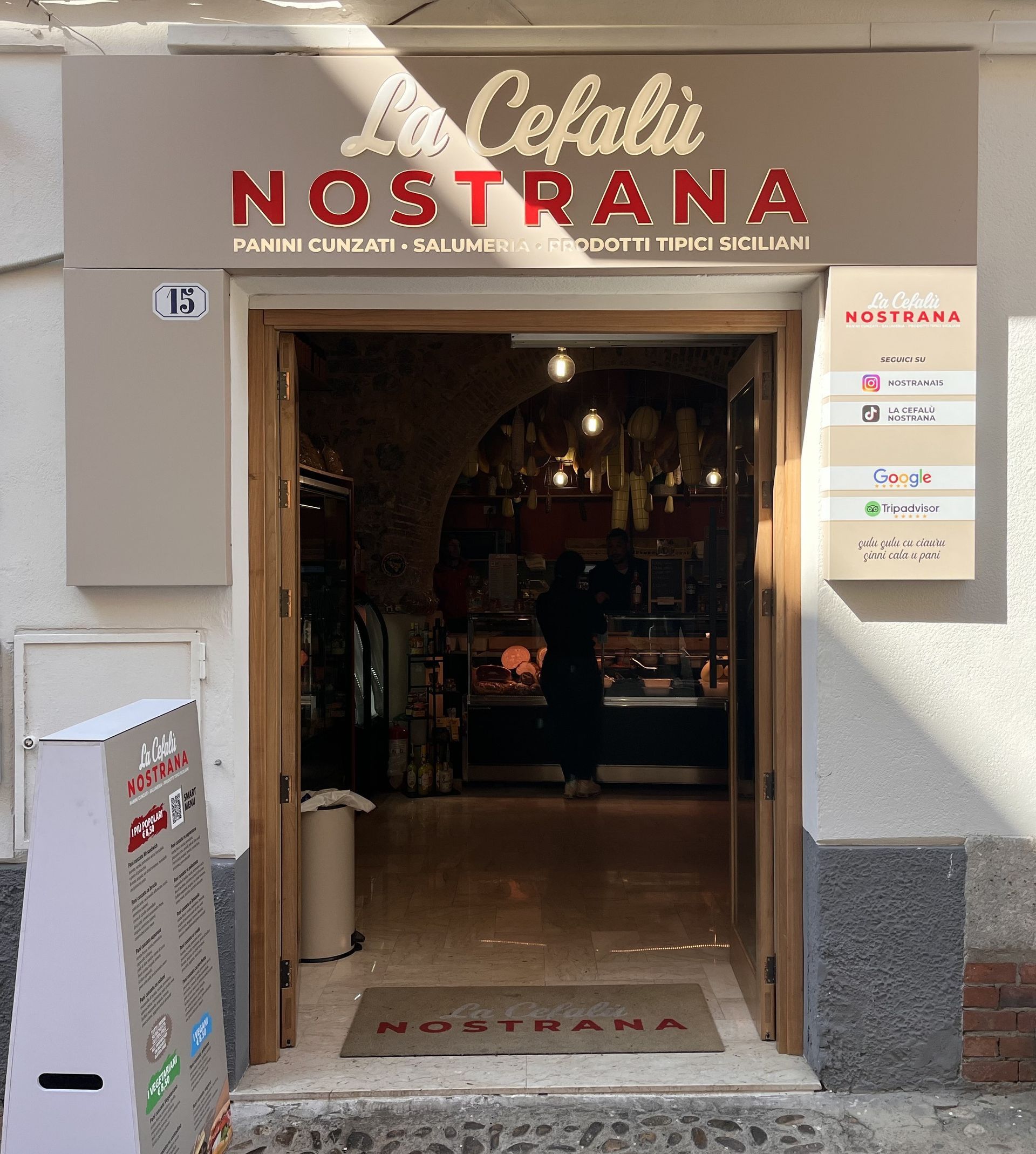 Costruzioni