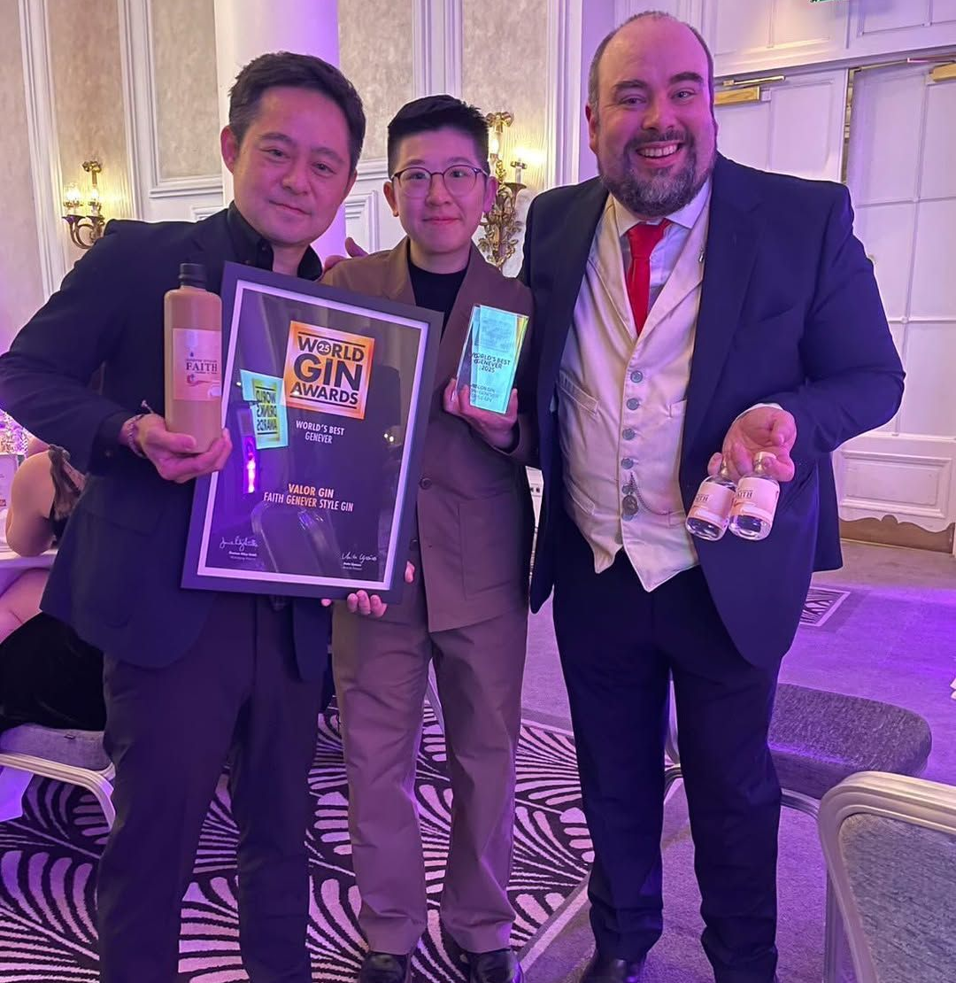 「信念杜松子酒」勇奪「世界最佳杜松子酒風格琴酒(World’s Best Genever Style Gin)」,首獎由合力酒廠攜手金色三麥與新創團隊Soul & Spirits共同打造。以杜松子,萊姆、肉桂、甘草做出清新草本氣息交織甜韻與淡淡木質辛香的優質佳釀